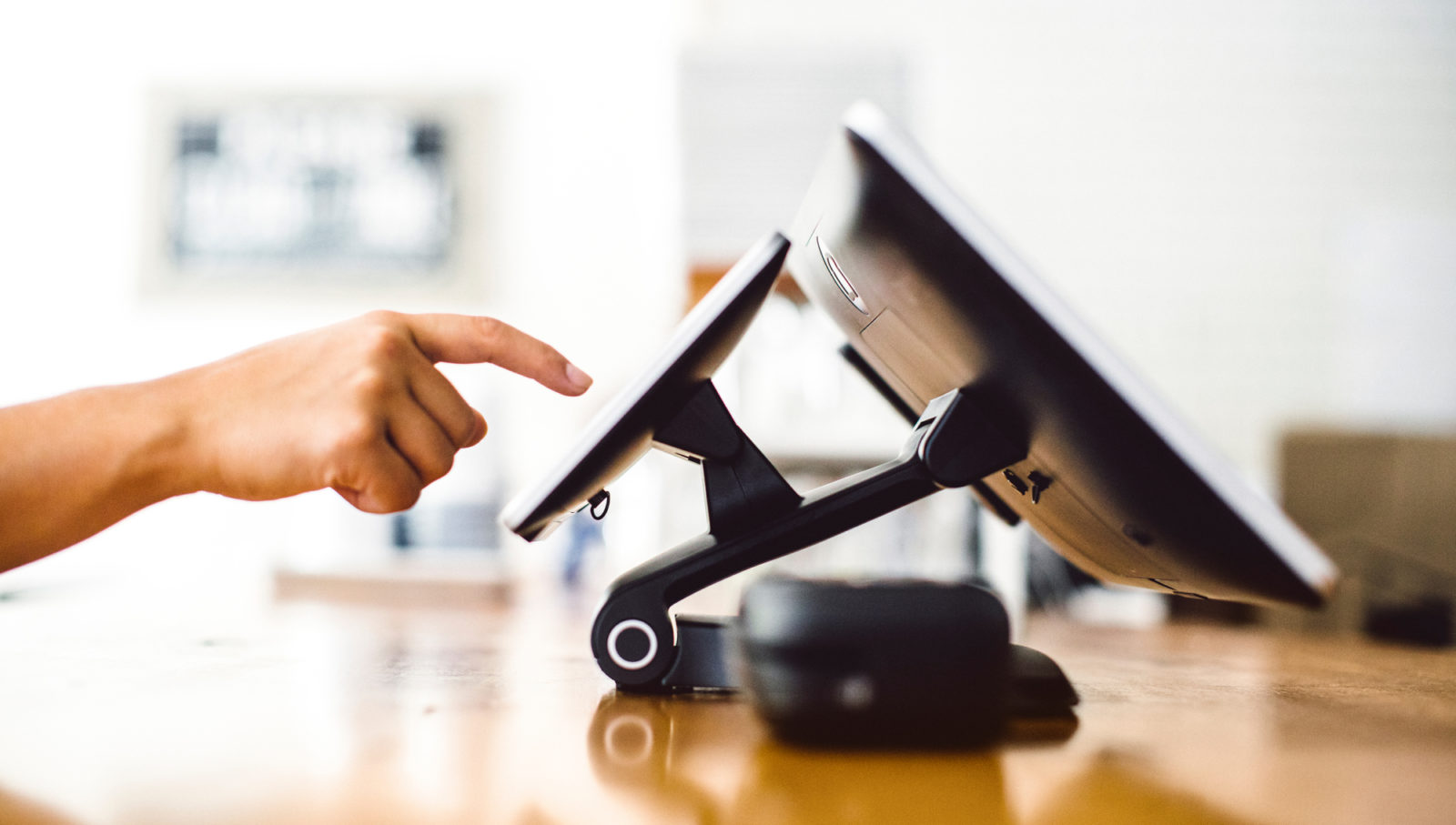 ماذا تعني نقاط البيع المستندة إلى السحابة (POS المستندة إلى السحابة)؟